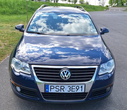 Volkswagen Passat cena 18900 przebieg: 177000, rok produkcji 2009 z Stary Sącz małe 172